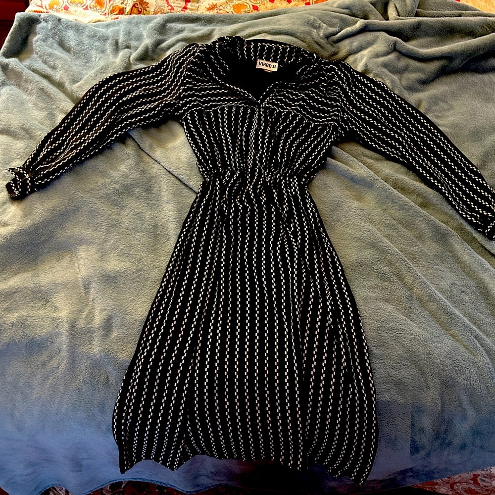 Vintage Black and White Long Sleeve Midi Length Dress